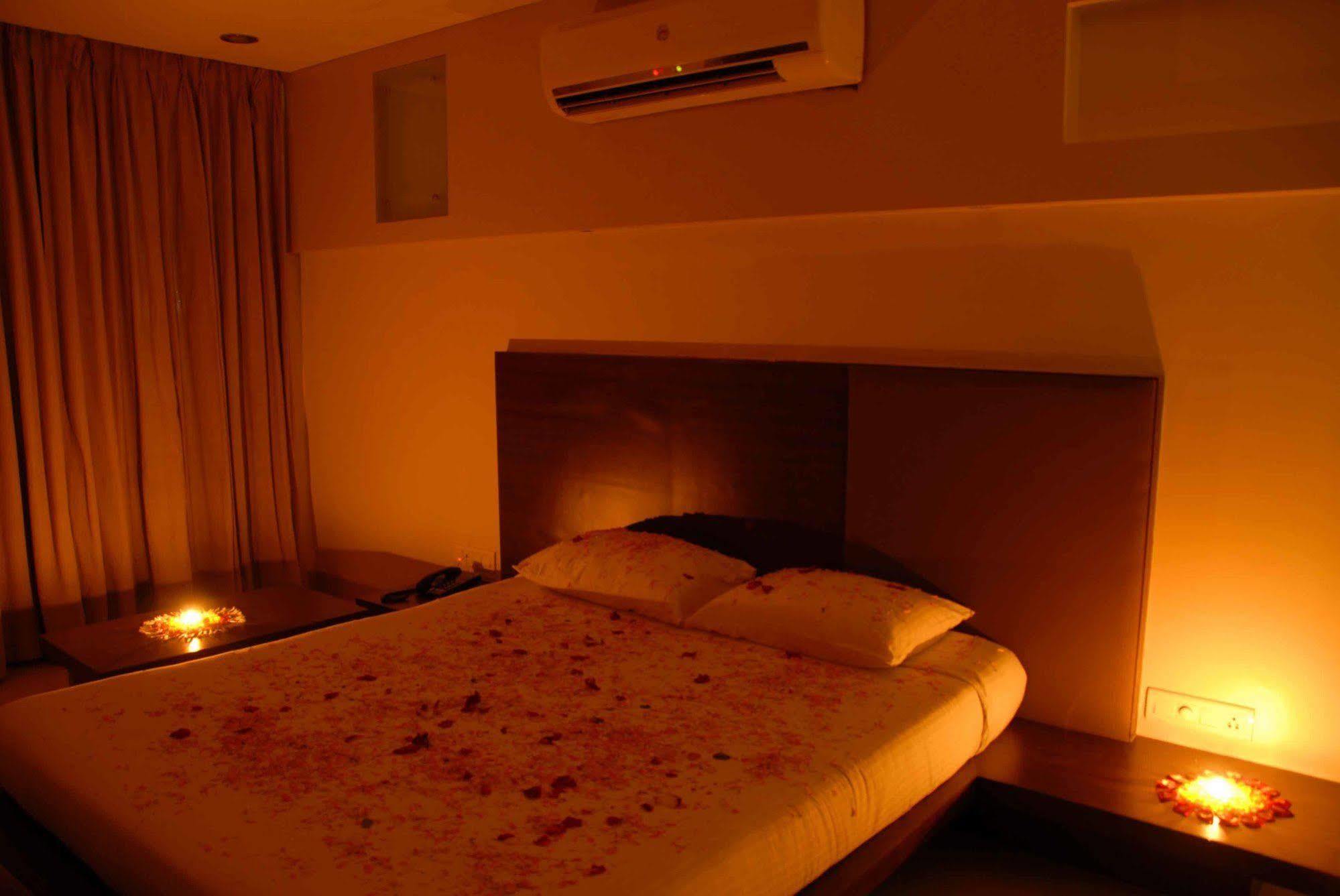 Silver Sands Beach Resort Daman Exteriör bild